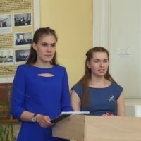 Выступление студенток Кировского педагогического колледжа