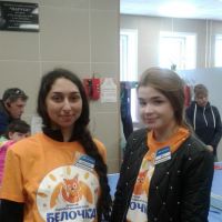 Студенты-вожатые Баскова Каролина и Рогачева Яна
